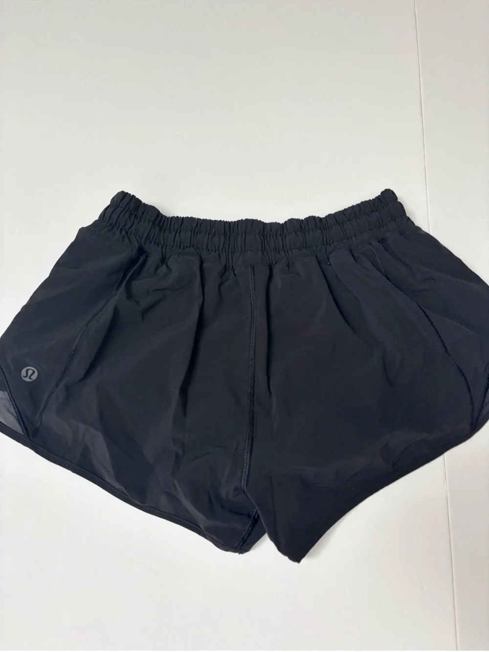 Lululemon Hotty Hot Shorts - Picture 3 of 8